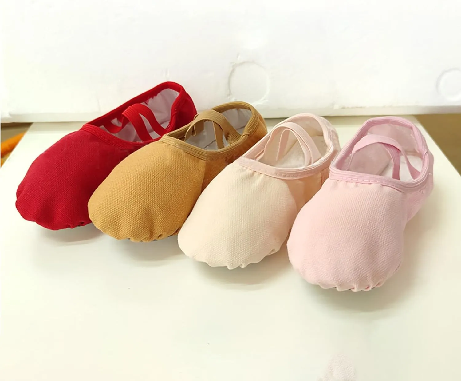 2 to 12 Years Little Boys Comfortable Shoes Children Dance Shoes Strap Ballet Shoes Toes Indoor Yoga Training