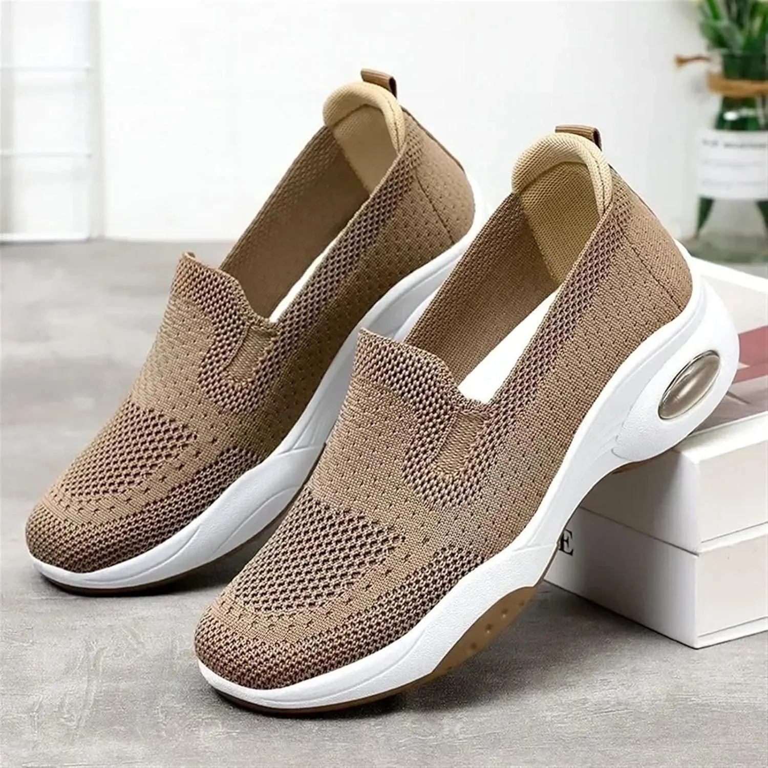 Adults Platform Sneakers Lightweight Breathable Travel Flats Shoes Air Cushion Sports Tennis Walking Shoes For Students