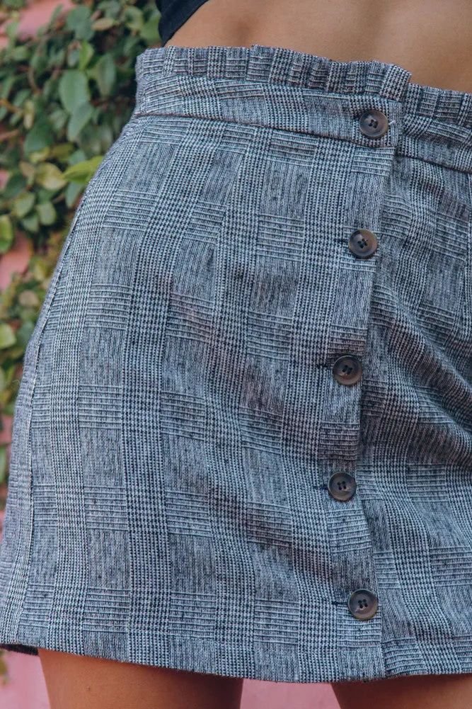 Along The Ocean Skirt