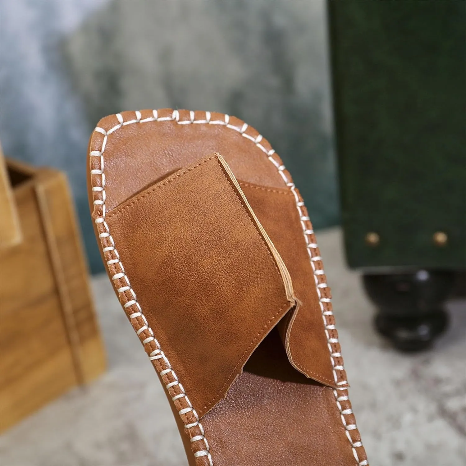 Flat Slides for Women Vintage Square Toe Leather Sandals Comfy Open Toe Summer Slippers Ladies Homewear Shoes