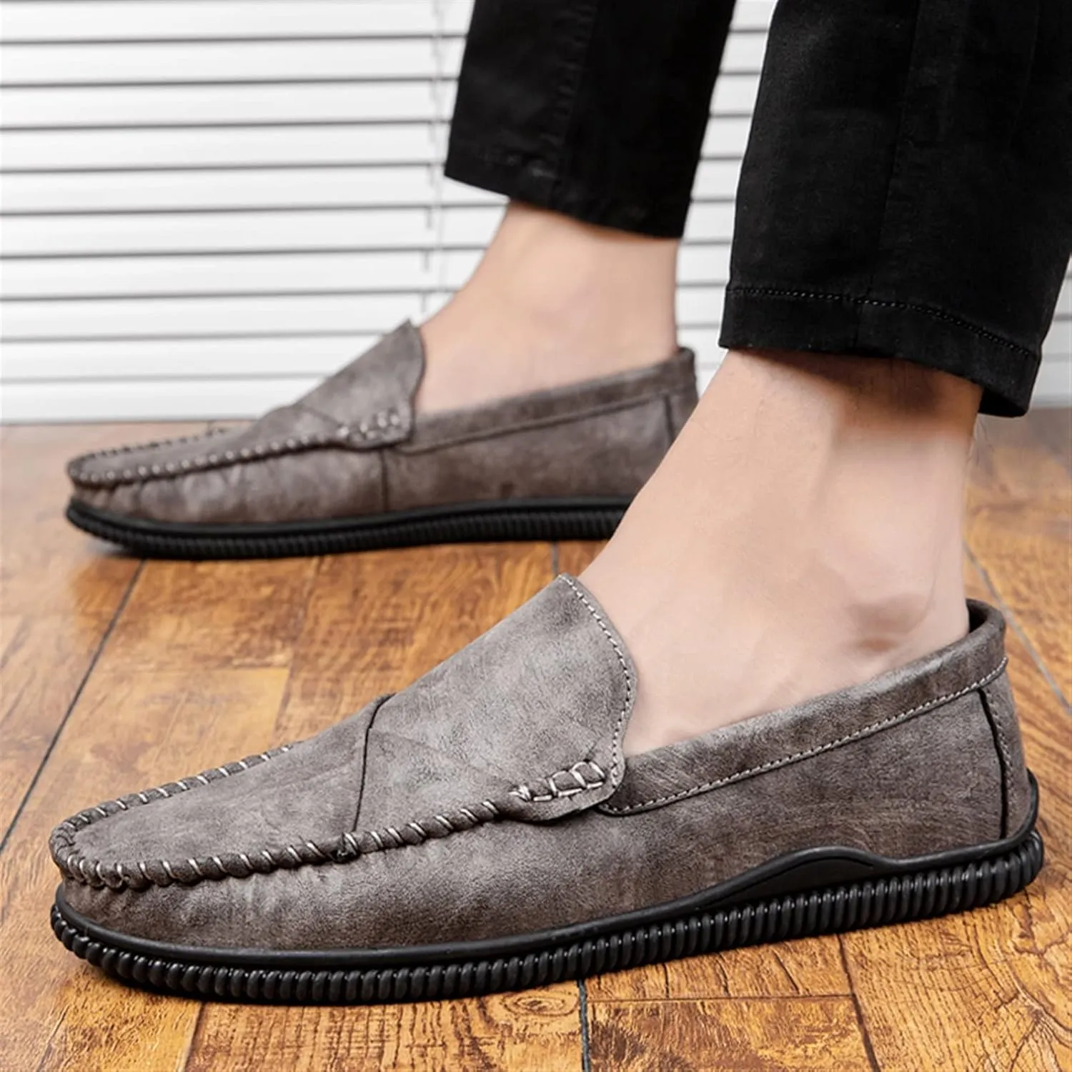 JIADELI Mens Loafers Vegan Leather Stitching Details Round Toe Comfortable Flat Heel Flexible Prom Casual Slip On