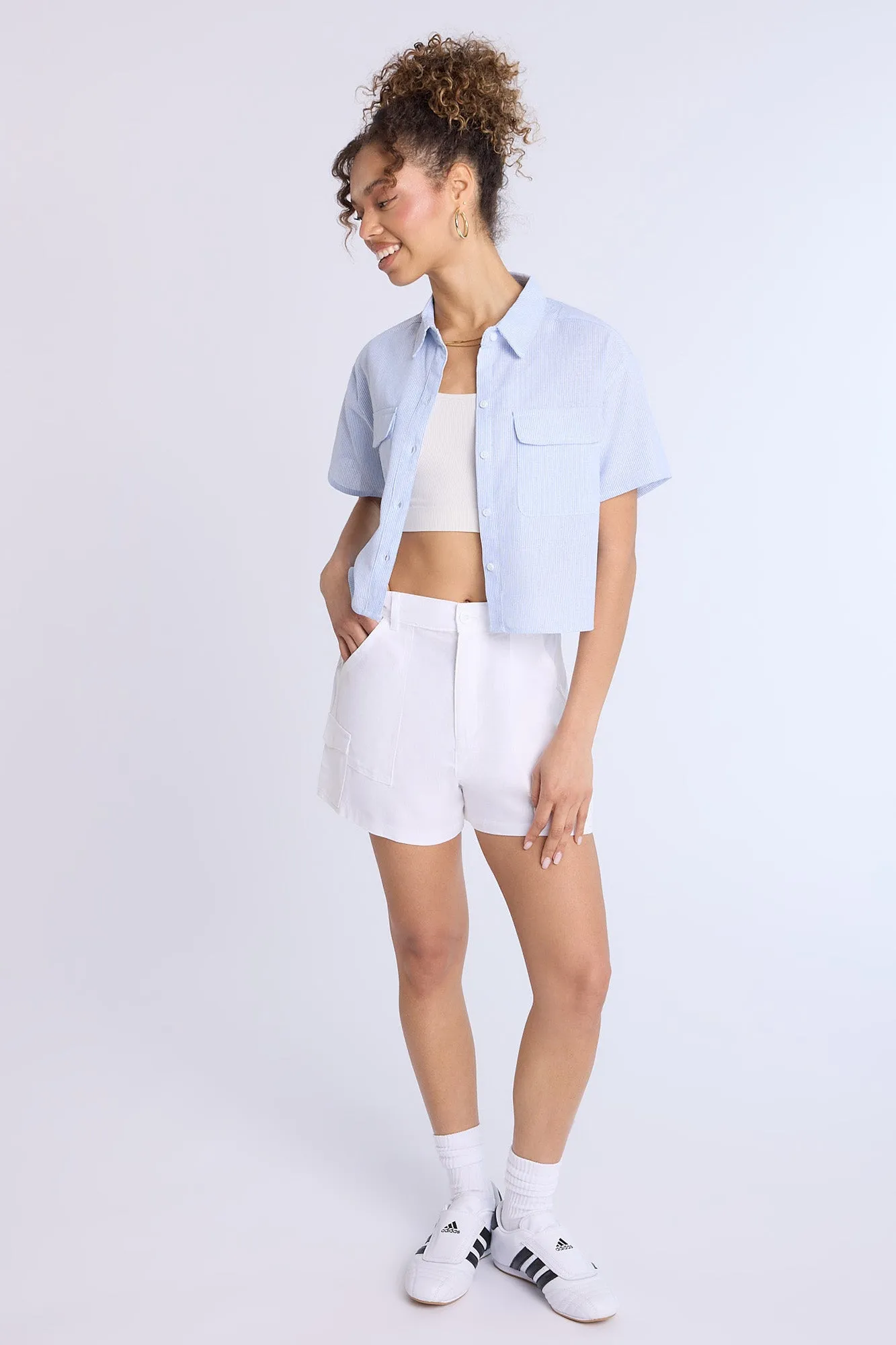 Linen-Blend Cropped Short Sleeve Button-Up Shirt