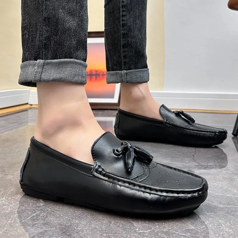New Loafers for Men Round Toe Vegan Leather Brogue Embossed with Tassel Driving Loafers Anti-Slip Flexible Flat Heel Party Classic Slip On