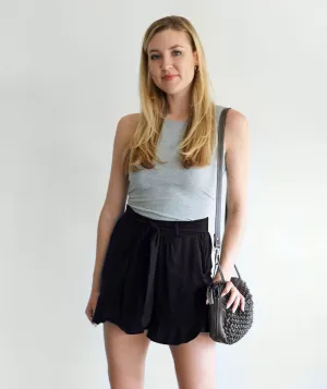 PHOEBE shorts in Black