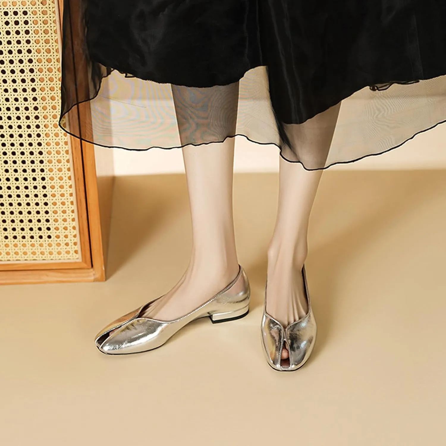 Silver Ballet Flats Shoes for Women,Metallic Peep Toe Low Heel Ballerina Shoes,Slip on Trendy Casual Comfortable Work Daily Dress Pumps Shoes