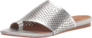 SoftWalk Women's Flat Sandals