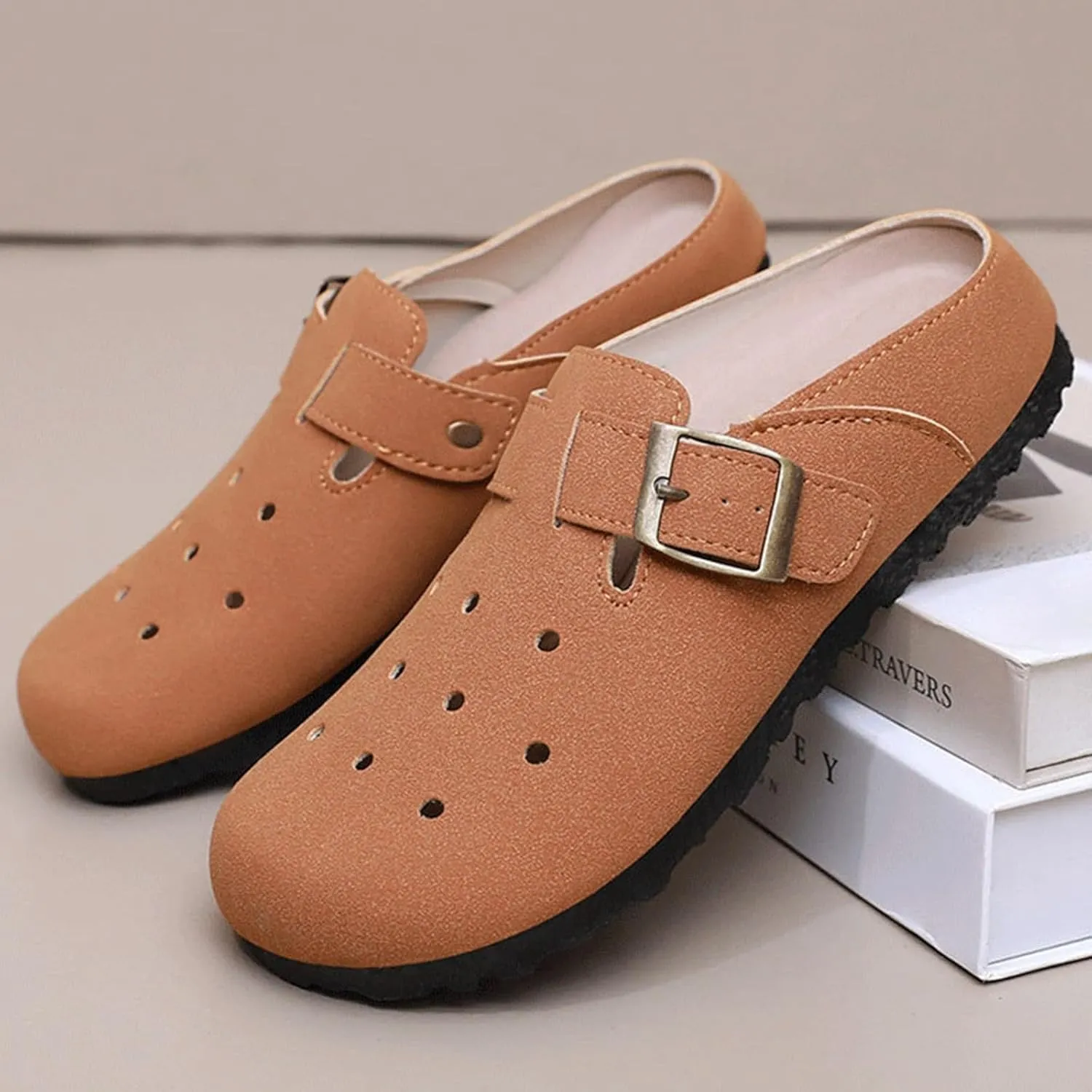 Women's Casual Closed Toe Clogs Breathable Slip On Shoes Comfortable Flat Sandals for Daily Wear Dating Outfits