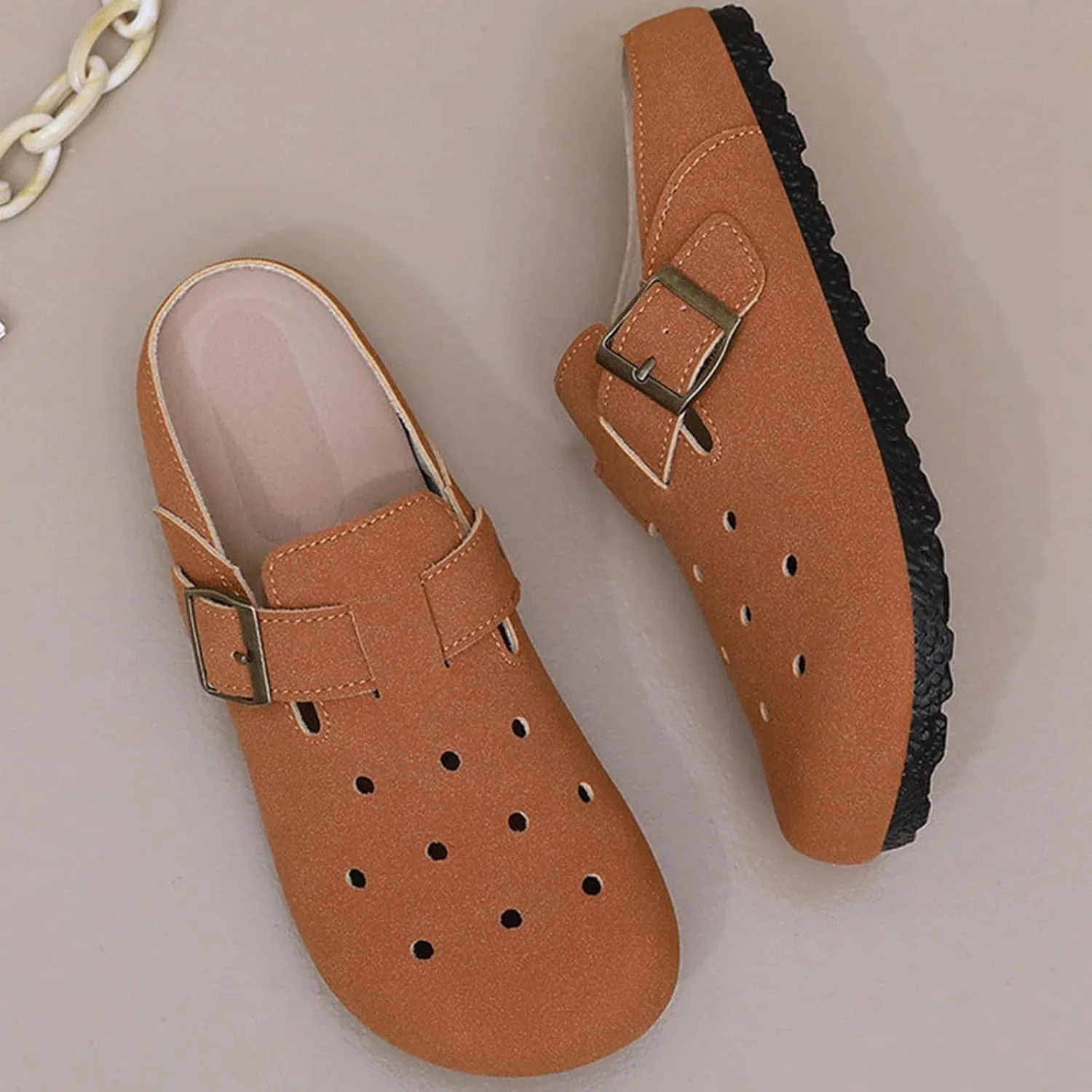 Women's Casual Closed Toe Clogs Breathable Slip On Shoes Comfortable Flat Sandals for Daily Wear Dating Outfits